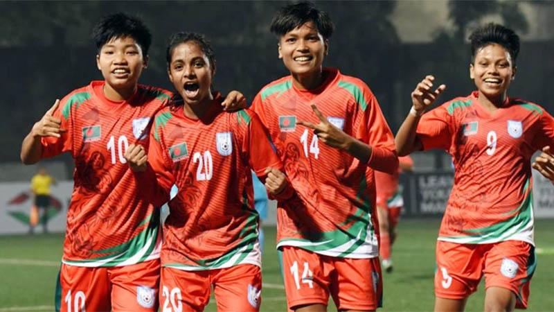 ভারতকে হারিয়ে আশা বাঁচিয়ে রাখল বাংলাদেশ