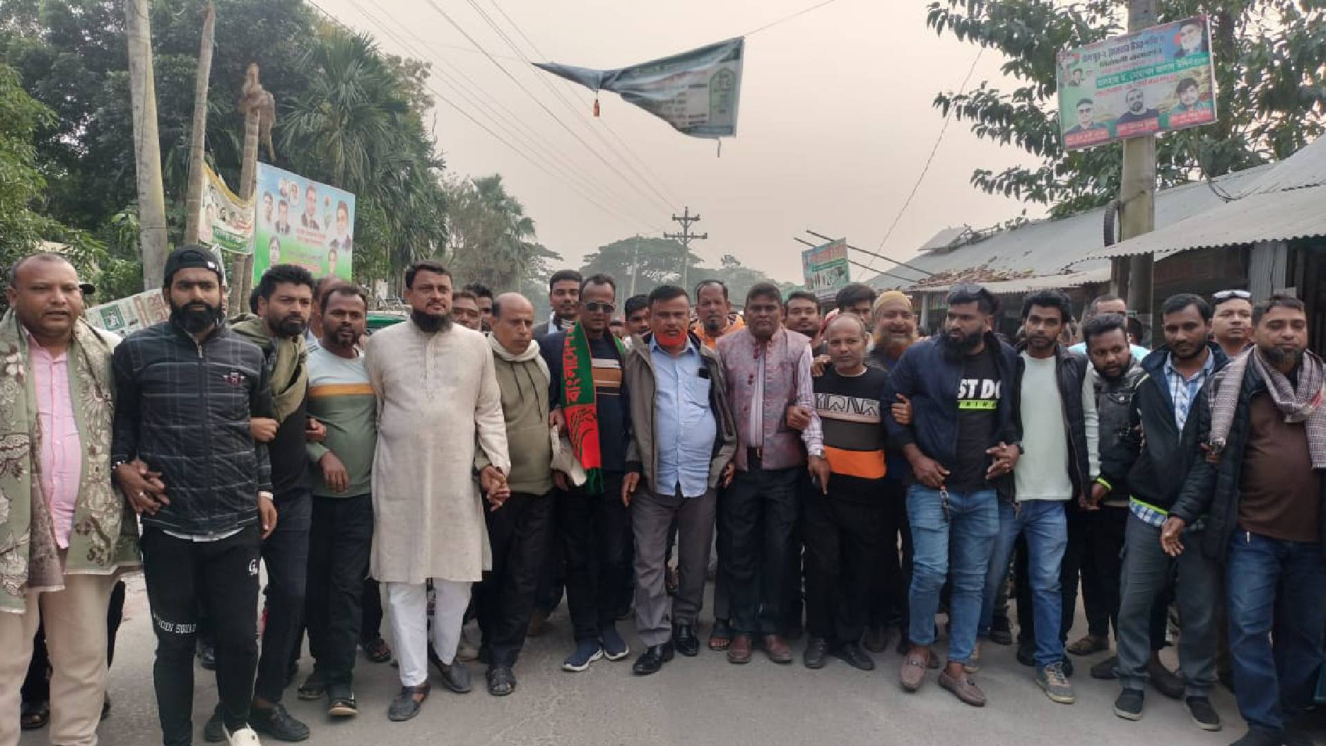 মতলব উত্তর উপজেলার শ্রমিক দলের কমিটিকে স্বাগত জানিয়ে আনন্দ মিছিল