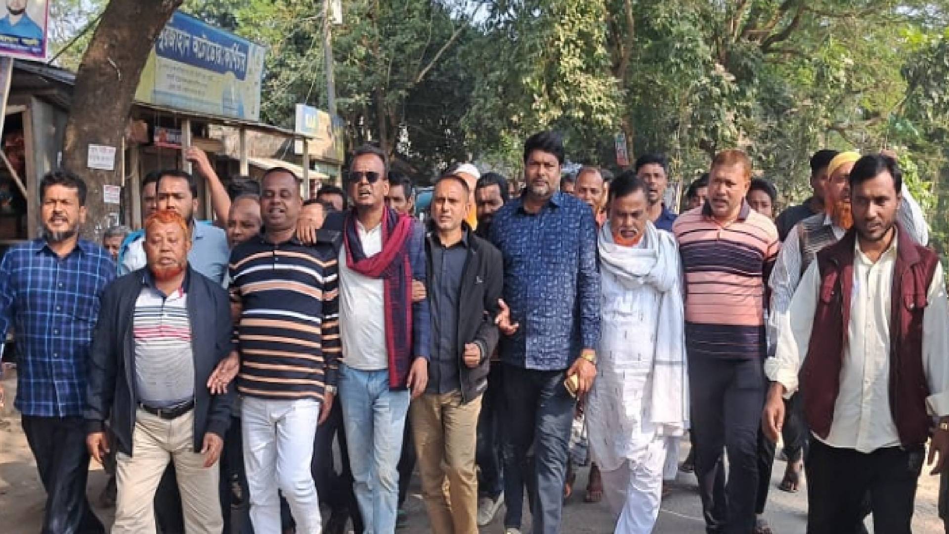 মতলব উত্তরে অপপ্রচারের প্রতিবাদে বিএনপির বিক্ষোভ মিছিল