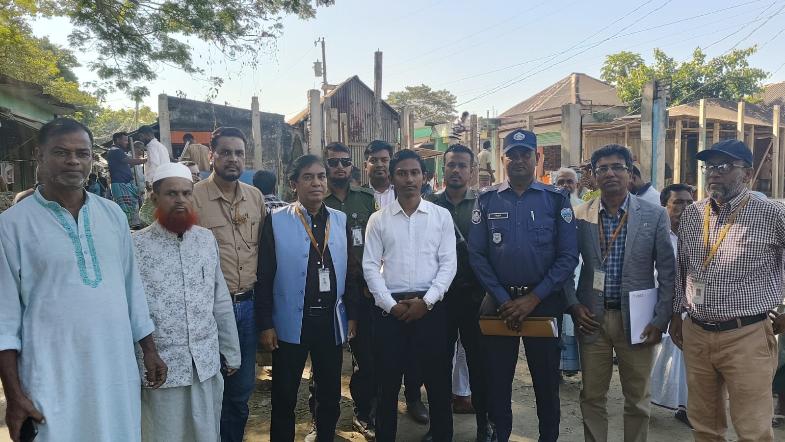 মতলব উত্তরে আইসিডিডিআরবির জায়গা দখলমুক্তে উচ্ছেদ অভিযান
