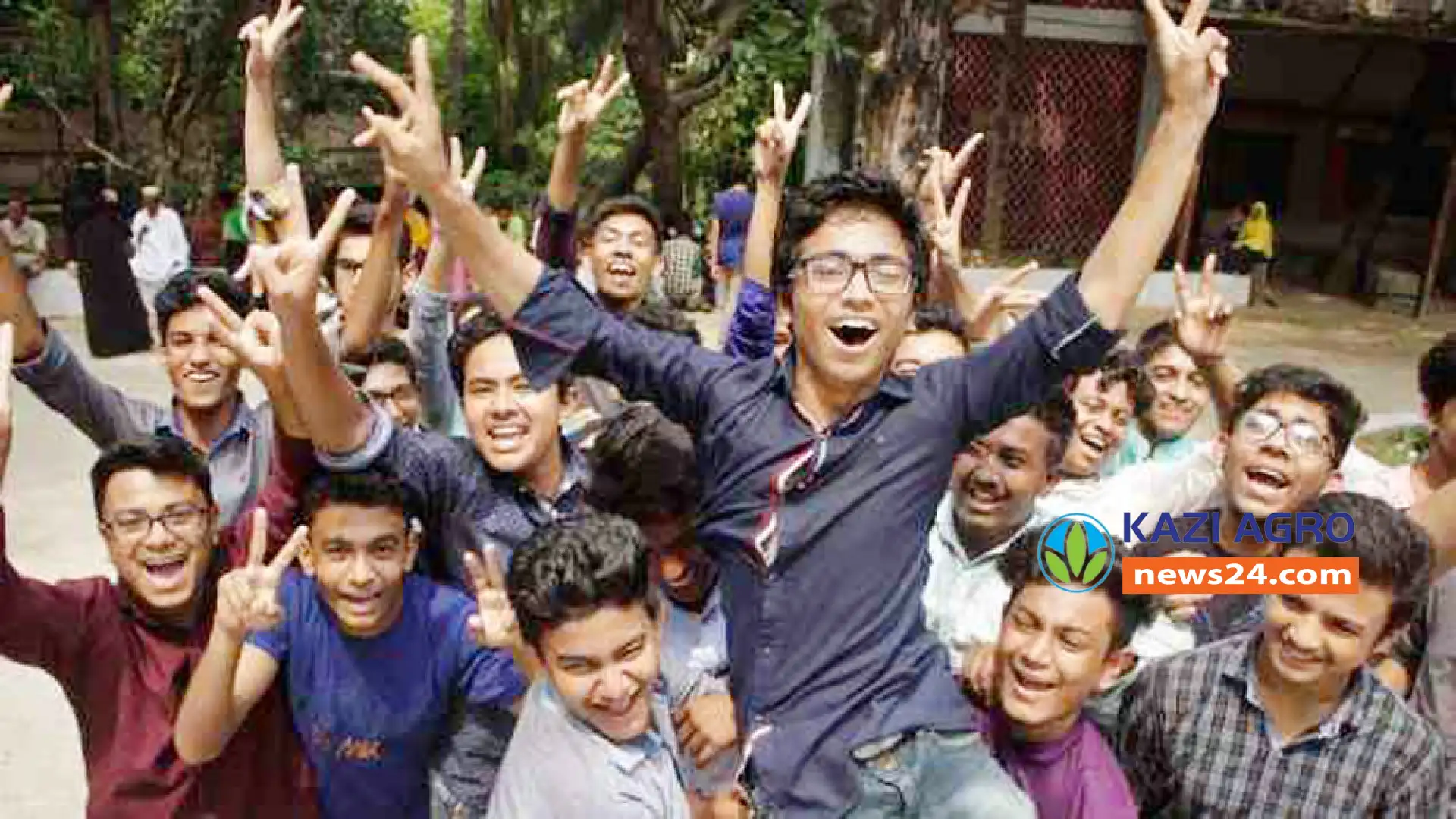 মতলব উত্তরে এইচএসসিতে পাশের হার ৯৫.৩১% ও আলিমে ৭৪.৮৪%