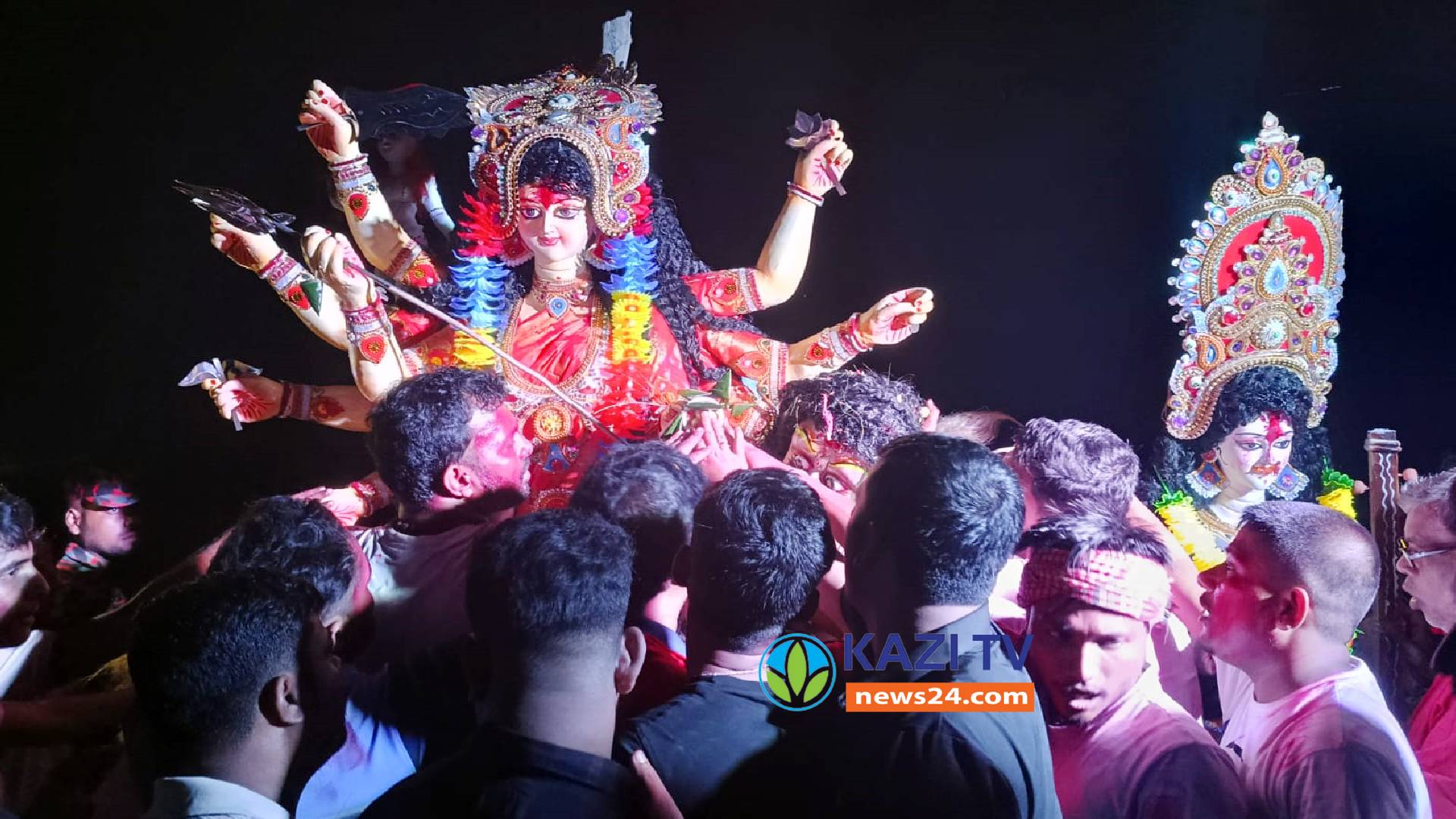 মতলব উত্তরে প্রতিমা বিসর্জনের মধ্য দিয়ে শেষ হচ্ছে শারদীয় উৎসব