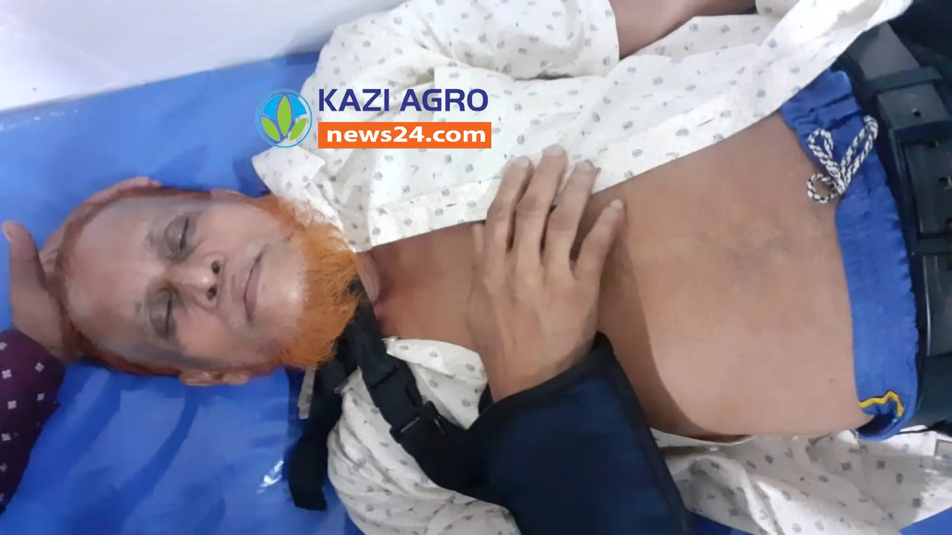 মতলব উত্তরে প্রাথমিক বিদ্যালয়ে তদন্ত চলাকালীন প্রধান শিক্ষকের ওপর সভাপতির হামলা।