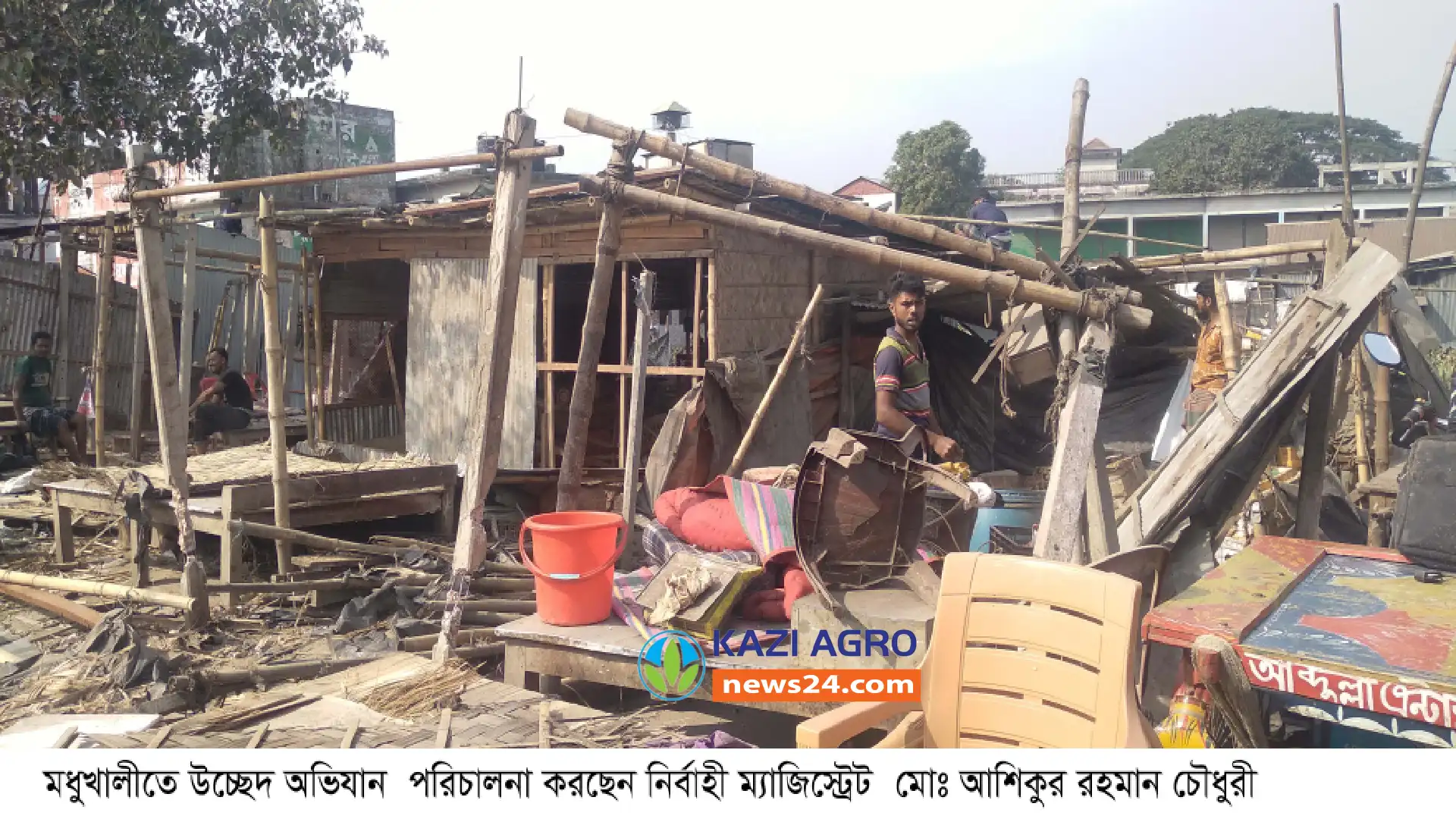 মধুখালীতে অবৈধ দোকান উচ্ছেদ অভিযান