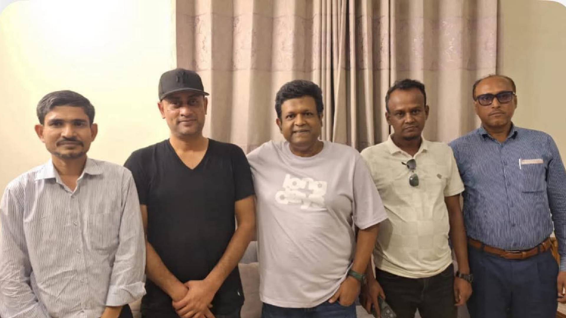 মরহুম নুরুল হুদার স্বপ্নপূরণে পাশে থাকার প্রত্যয় মেহেদী হাসান ফরাজির