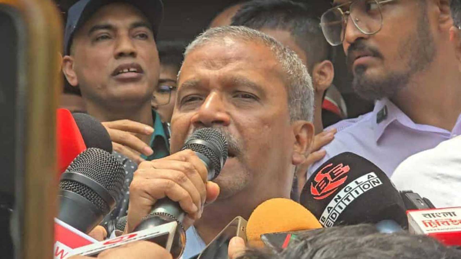 মাইলস্টোন শিক্ষার্থীদের ৬ দফা দাবি মেনে নেওয়া হয়েছে