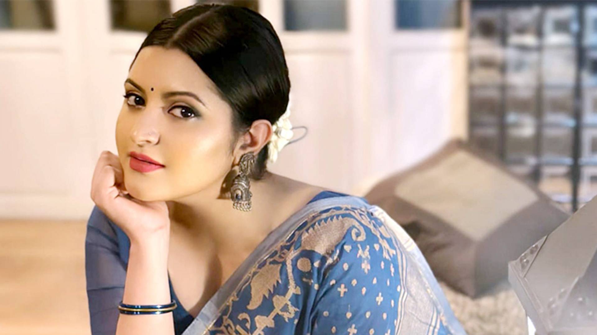 যে কারণে হাসপাতালে পরীমণি