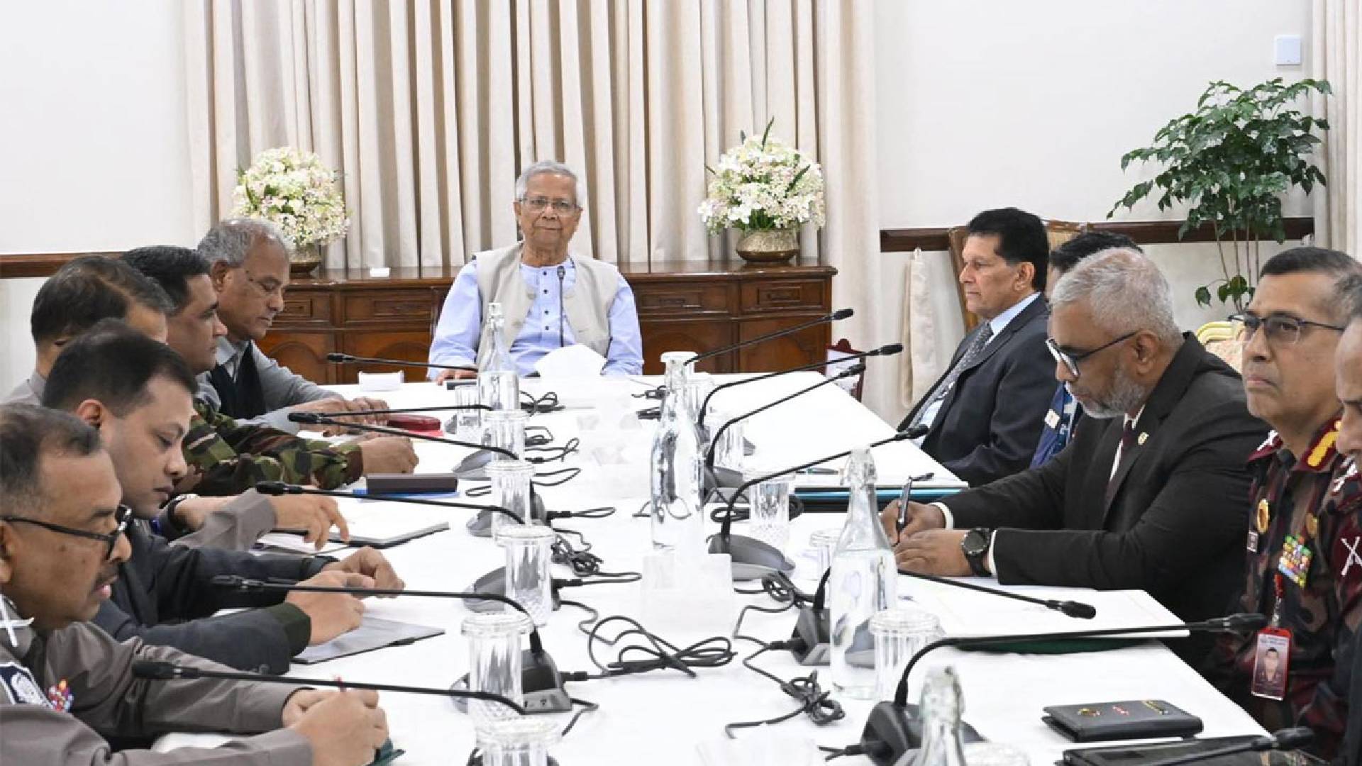 যেকোনো মূল্যে আইনশৃঙ্খলা পরিস্থিতি স্বাভাবিক রাখতে হবে