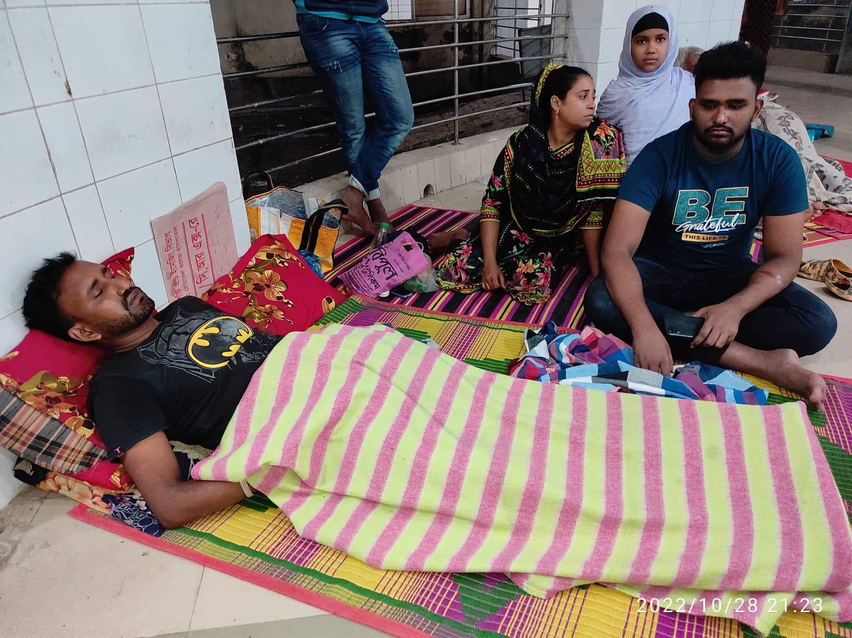 রাজশাহীতে চাঁদার টাকা না পেয়ে যুবককে পিটিয়ে জখম