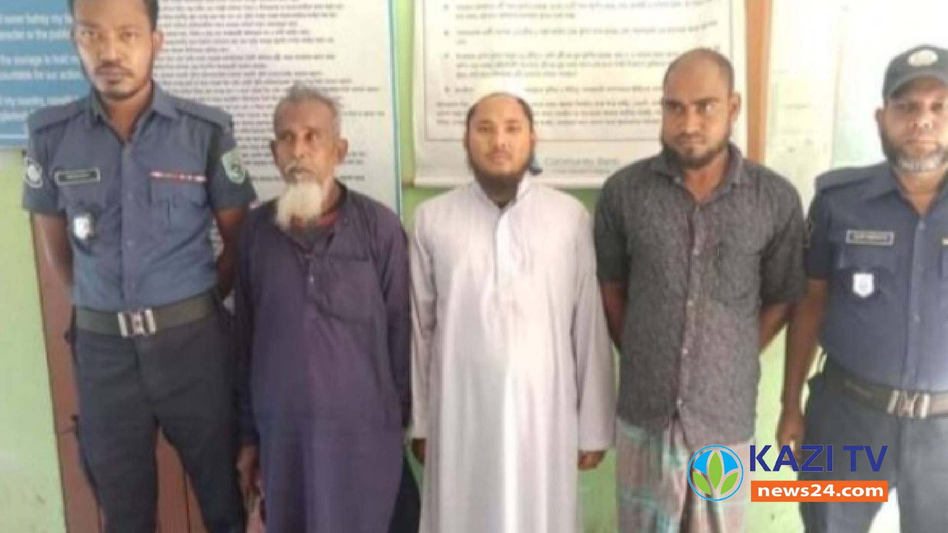 লালমনিরহাটে আদিতমারী থানা পুলিশ বিশেষ অভিযানে  পলাতক ৩ আসামী গ্রেফতার