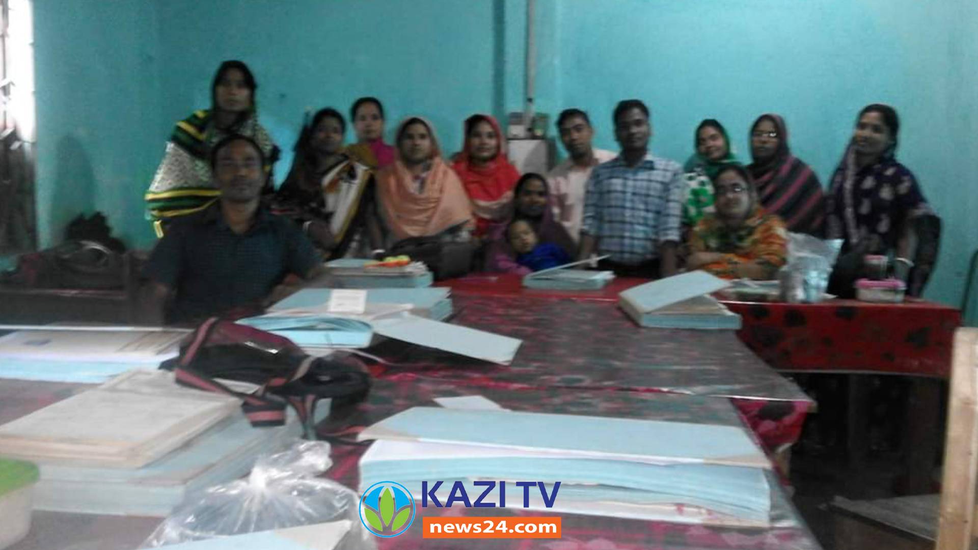 লালমনিরহাটে সাব-রেজিস্ট্রার কার্যালয়ে  অনির্দিষ্টকালের  কর্মবিরতি