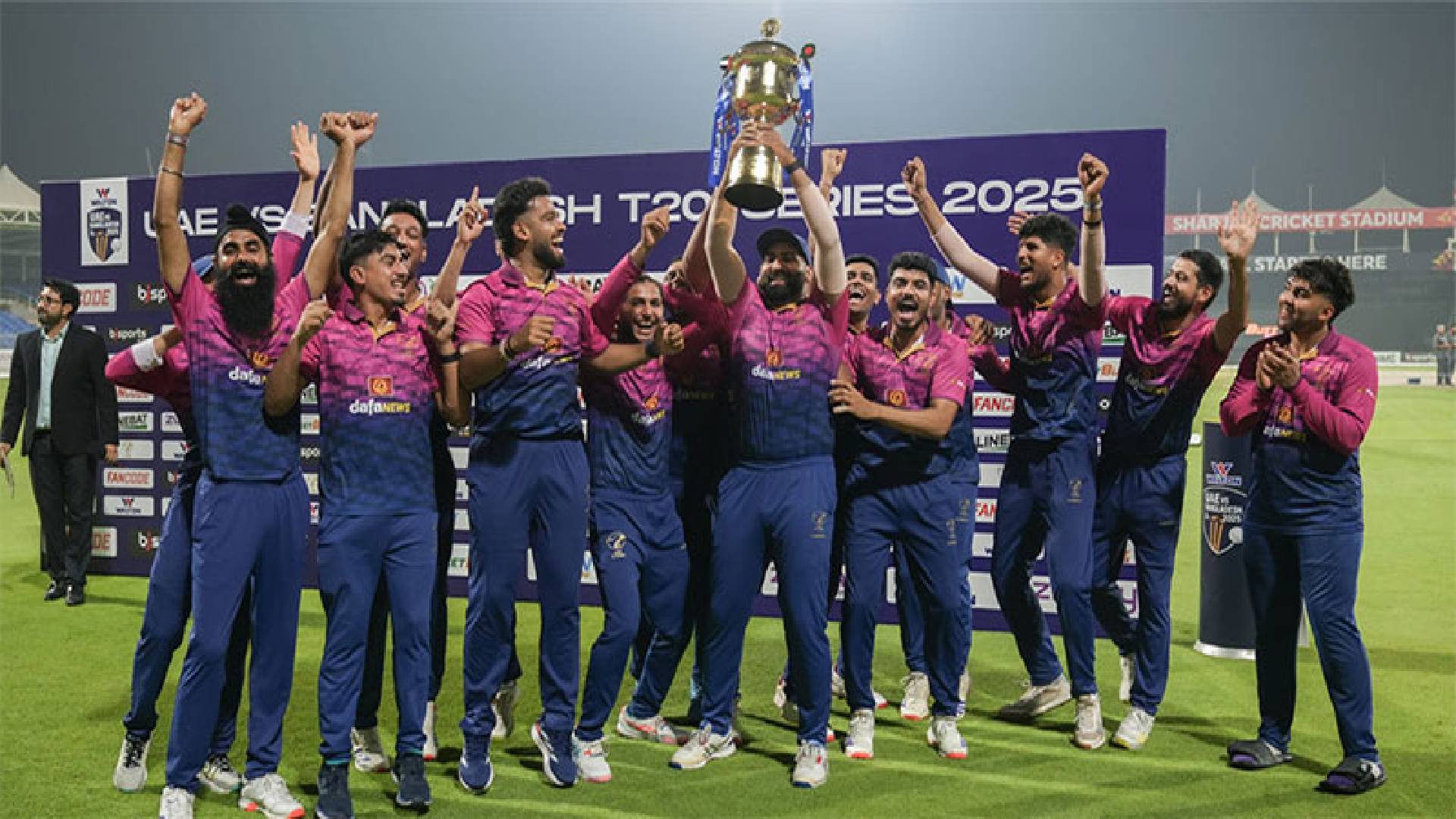 শারজাহতে লজ্জার হারে সিরিজ হারাল বাংলাদেশ!