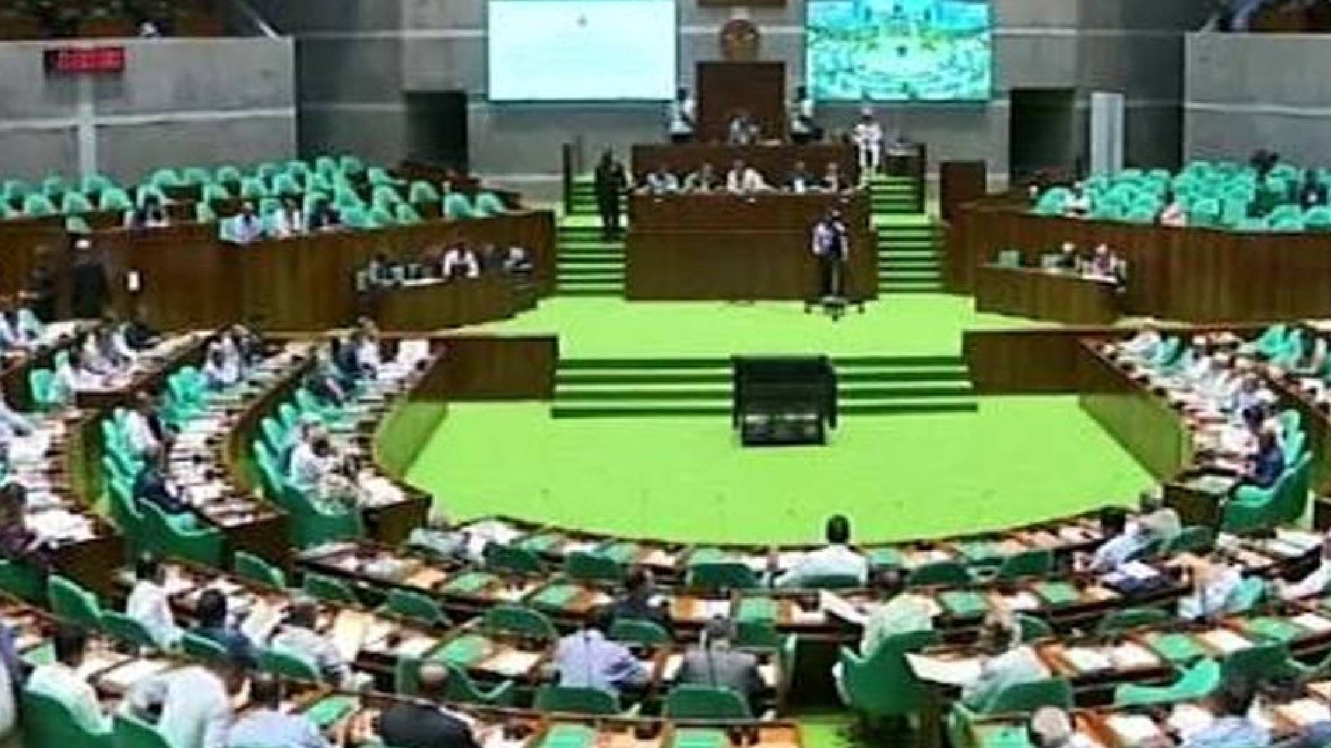সন্তানকে দানের পরও আজীবন সম্পত্তিতে বাবা-মার অধিকার, আইন পাস