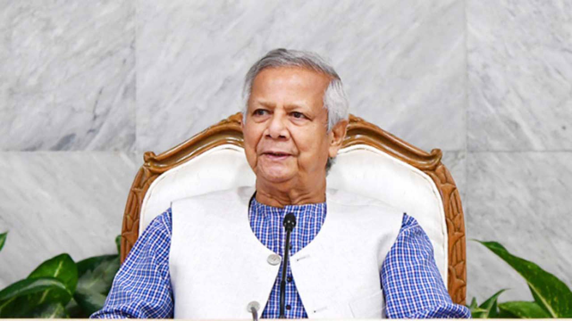 সন্ধ্যায় বিএনপি ও জামায়াত নেতাদের সঙ্গে বসছেন প্রধান উপদেষ্টা