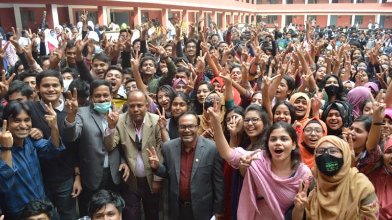 সামসুল হক খান স্কুল ও কলেজে এসএসসি-২৫: ৯৪.৬৮% উত্তীর্ণ, ৬৩৫ জন পেয়েছেন GPA-5