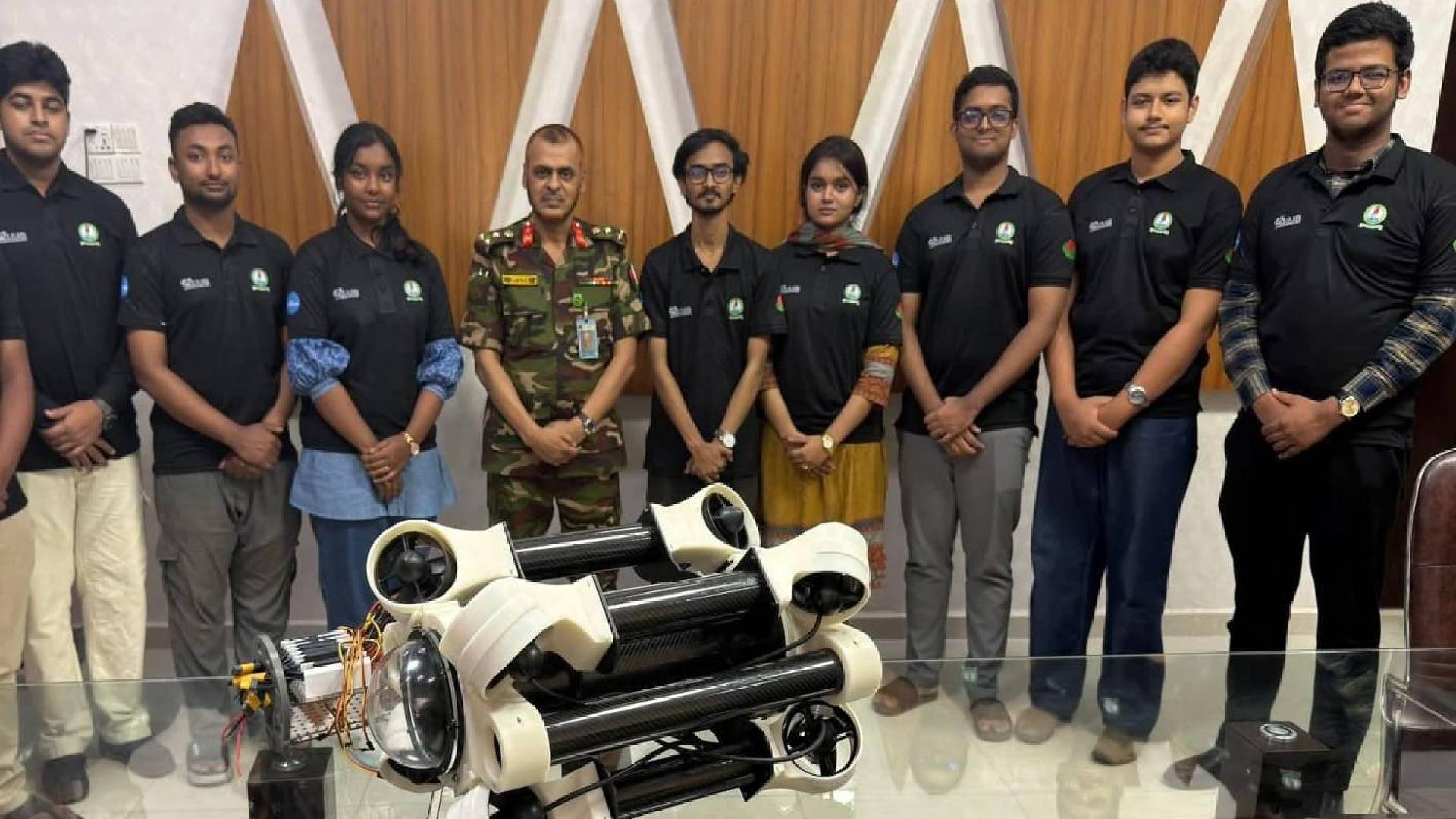 সামুদ্রিক রোবটিক্সে বিশ্বকে চমকে দিতে প্রস্তুত বাংলাদেশের ‘পসেইডনস কোড’