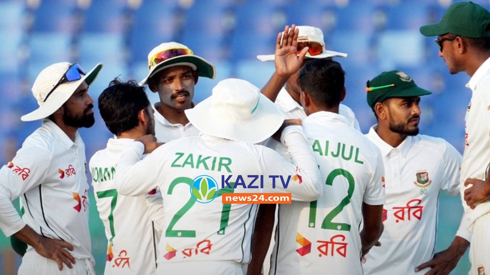 হতাশার সকালের পর তাইজুলের জোড়া আঘাত