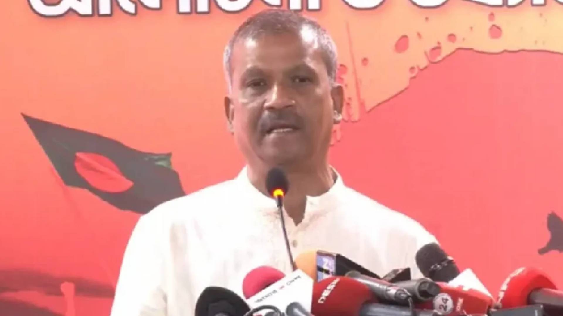 হাসিনার অপরাধ ১৯৭১ সালে পাকিস্তানি সেনাবাহিনীর থেকেও জঘন্য : আসিফ নজরুল