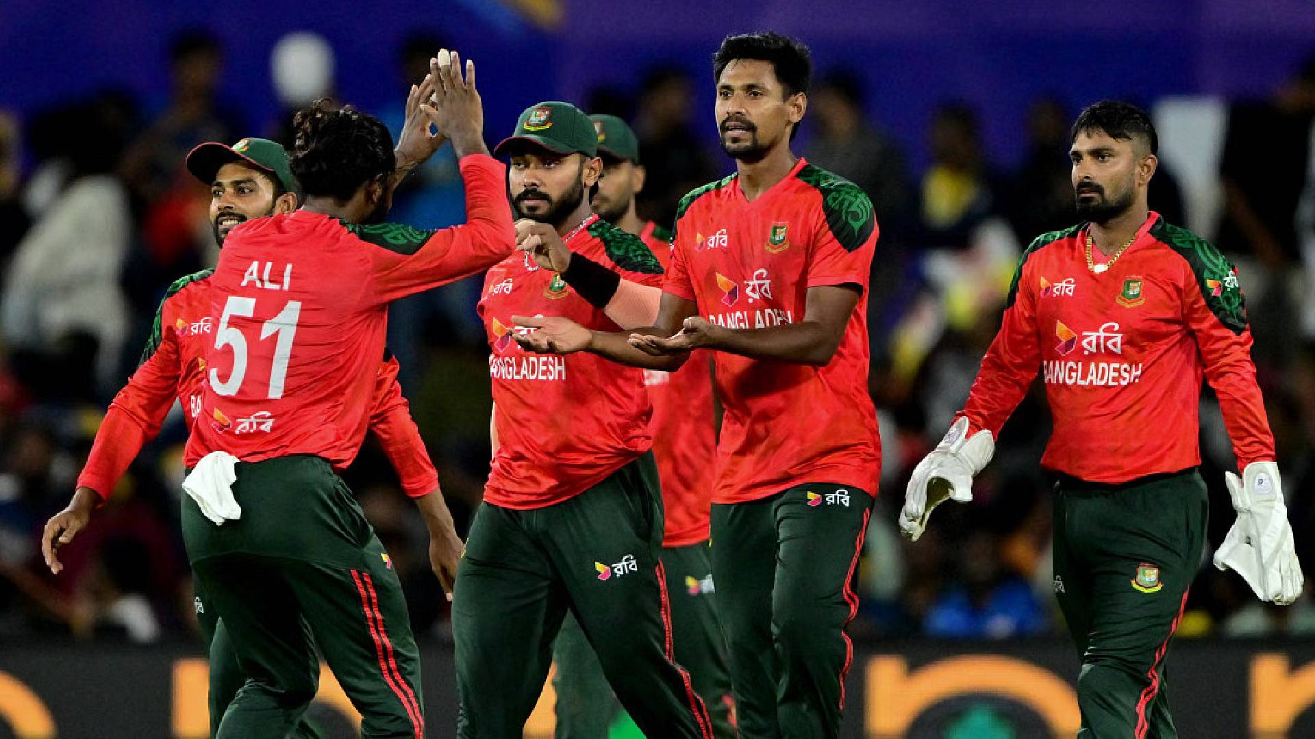 ৯ বছর পর টি-টোয়েন্টিতে পাকিস্তানকে হারাল বাংলাদেশ