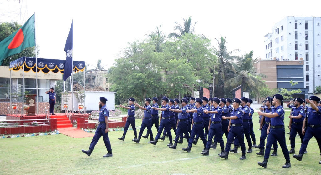 ‎ফেনী জেলা পুলিশের সাপ্তাহিক মাস্টার প্যারেড অনুষ্ঠিত