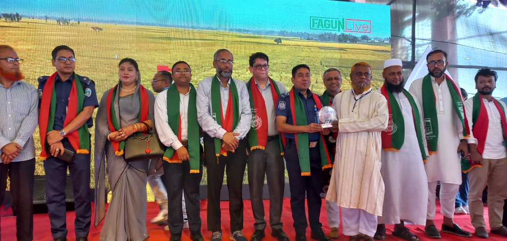 ‎বর্ণিল আয়োজনে ফেনীর দাগনভূঞার মমারিজপুর উচ্চ বিদ্যালয়ের সুবর্ণজয়ন্তী উদযাপন