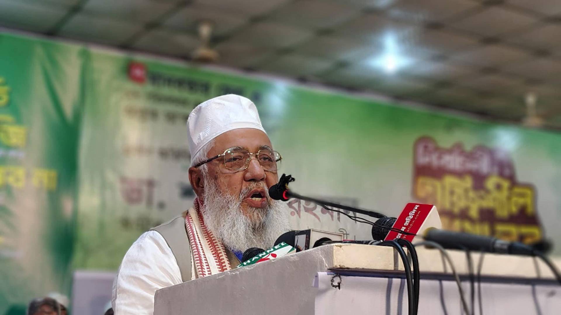 ‘আমাকে যারা চেনেনি তারা এখনও মাটির নিচে বসবাস করে’