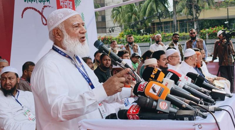 ‘কোনো বাধাকেই পরোয়া করব না’-লংমার্চে শফিকুর রহমান