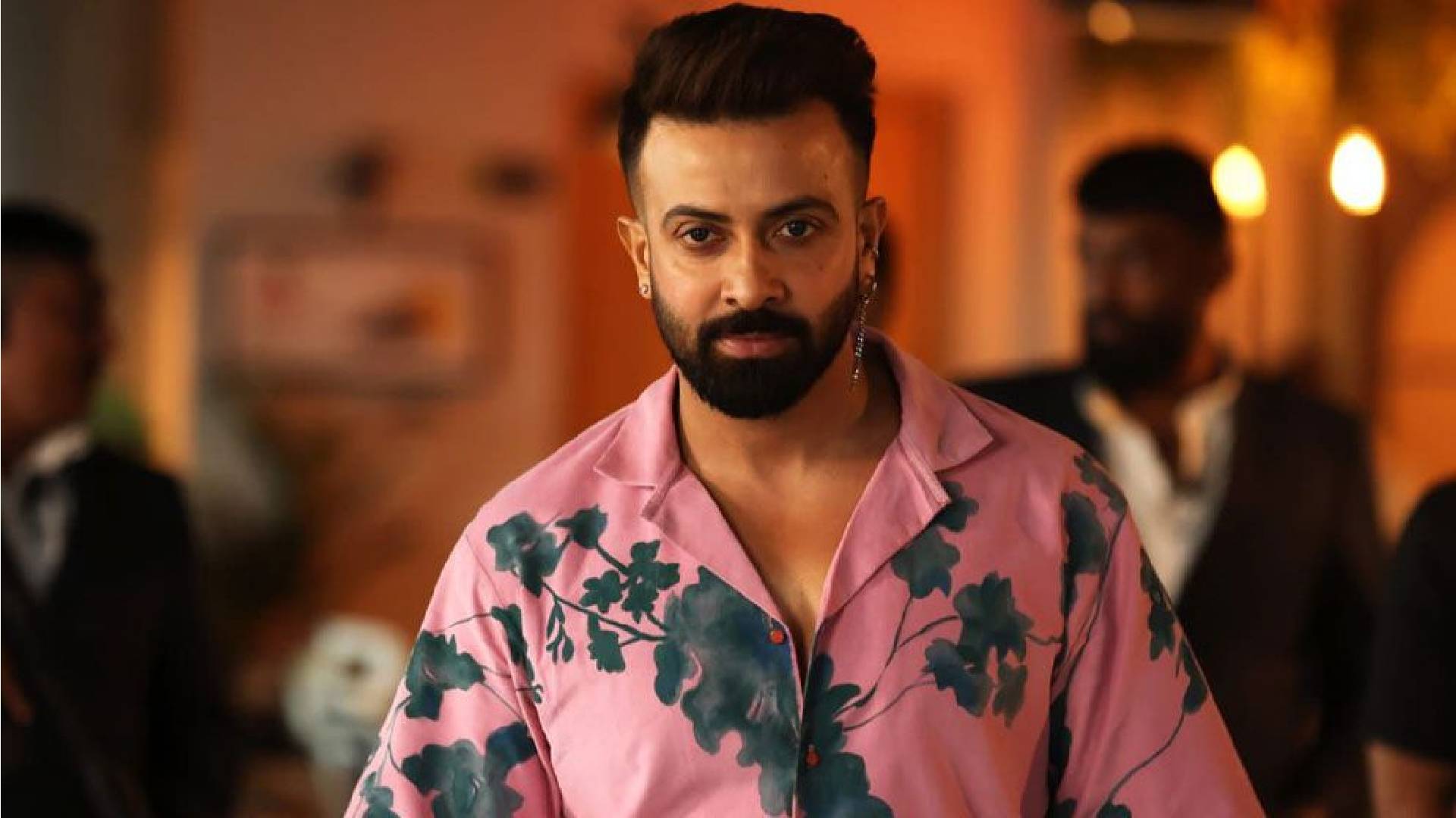 ‘ঢালিউড কিং’ শাকিব খানের জন্মদিন আজ